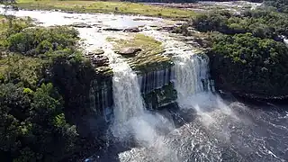 El Hacha falls