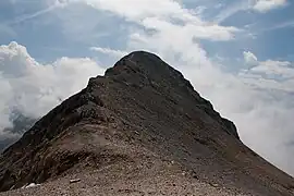 The summit area of the Schneefernerkopf from its northern shoulder