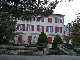 The town hall of Simiane-Collongue