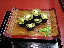 Cha-soba sushi roll