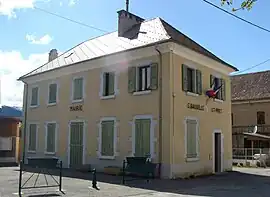 The town hall of Saint-Baudille-et-Pipet