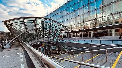 Entrance to Brussels-Luxembourg railway station (part of Solidarność 1980 Esplanade)