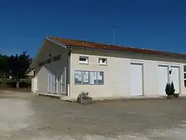 The town hall in Saint-Cibard