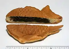 Cut surface of taiyaki