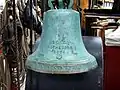 The ship's bell, cast to resemble the ship's bell on the East Indiaman "Enigheten"