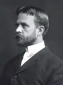 Black-and-white photographic portrait of Thomas Hunt Morgan