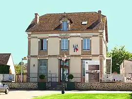 The town hall in Thoury-Férottes