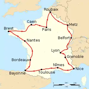 Map of France with the route of the 1907 Tour de France on it, showing that the race started in Paris, went clockwise through France and ended in Paris after fourteen stages.