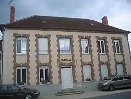 The town hall in Vauchamps