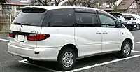 Pre-facelift Estima L (Japan)