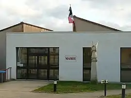 The town hall in Trois-Palis