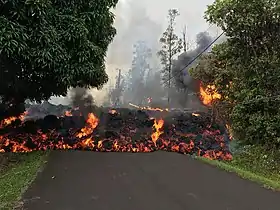 A lava flow moves on Makamae Street in Leilani Estates at 09:32 am HST on May 6