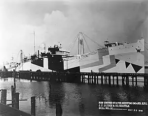 West Bridge shortly before completion in May 1918