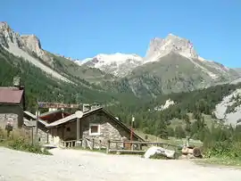 A narrow valley in Névache