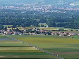 A general view of Varennes-sur-Usson