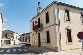 The town hall of Vic-le-Fesq