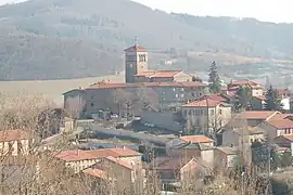 The church and surrounding buildings in Montrottier