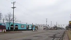 Facing east along East Maple Road