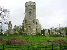 Wimpole's Folly, designed in 1751 by Sanderson Miller, it evokes a medieval castle ruin