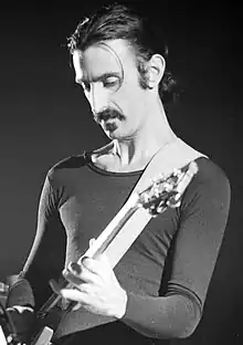 Zappa_16011977_01_300.jpg